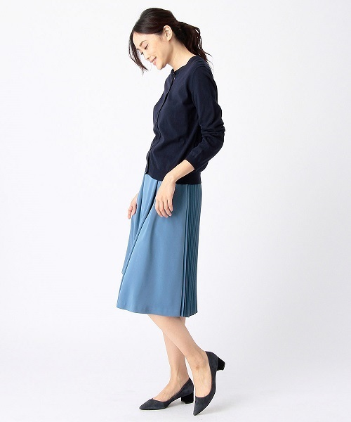 COMME CA ISM(コムサイズム)の「パステルカラー クルーネックカーディガン(カーディガン/ボレロ・レディース・サックスブルー/グレー/ピンク/イエロー/ネイビー/ホワイト・LARGE/MEDIUM/SMALL)」の9枚目の写真