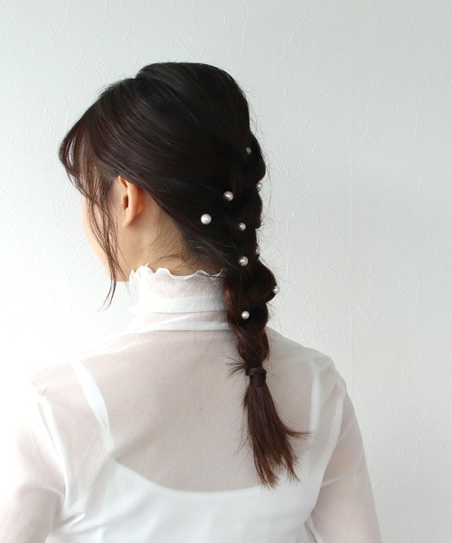 Three Four Time（ｽﾘｰﾌｫｰﾀｲﾑ）の「10・8mmセットパールUピン【結婚式/パーティー/フォーマル】（ヘアピン・レディース・ホワイト・FREE）」の3枚目の写真