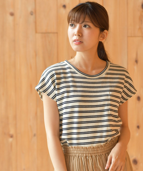 rps（アールピーエス）の「ポケット付きワッフル半袖Ｔ（Tシャツ/カットソー・レディース・ブラック/オフホワイト/杢グレー/ホワイト系その他2/ホワイト系その他3/ブラック系その他2・M）」の4枚目の写真