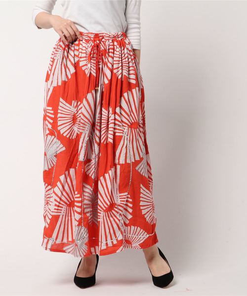 チャイハネ(チャイハネ)の「【チャイハネ】yul 箔プリントスパンコール刺繍ロングスカート(スカート・レディース・ホワイト/ピンク/ターコイズブルー/オレンジ/グリーン・FREE)」の18枚目の写真