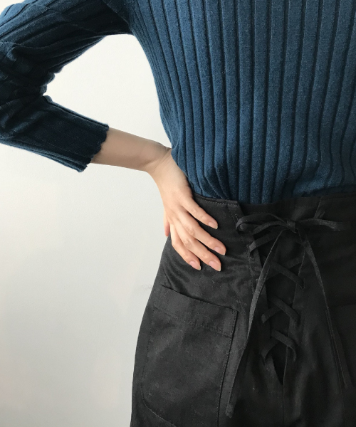 laboratory work（ラボラトリーワーク）の「レースアップハイウエストパンツ（その他パンツ・レディース・ブラック/カーキ/ベージュ・MEDIUM）」の6枚目の写真