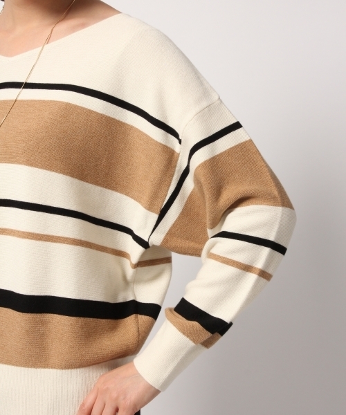 GLOBAL WORK(グローバルワーク)の「洗えるコットンカシミヤコンプルオーバー/792280(ニット/セーター・レディース・ダークグリーン/ベージュ/グレー/イエロー/ボルドー・SMALL/MEDIUM/LARGE)」の15枚目の写真