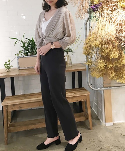 one after another NICE CLAUP（ワンアフターアナザーナイスクラップ）の「キャミ付き羽織りトップス（シャツ/ブラウス・レディース・ブラック/ベージュ/オフホワイト/ラベンダー・FREE）」の15枚目の写真