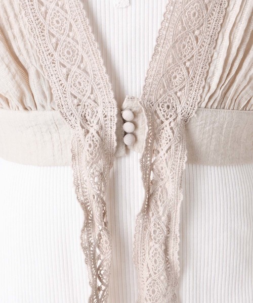 one after another NICE CLAUP（ワンアフターアナザーナイスクラップ）の「キャミ付き羽織りトップス（シャツ/ブラウス・レディース・ブラック/ベージュ/オフホワイト/ラベンダー・FREE）」の20枚目の写真