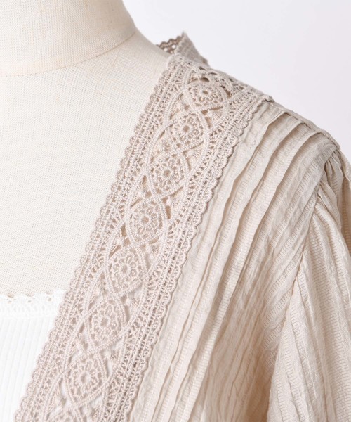 one after another NICE CLAUP（ワンアフターアナザーナイスクラップ）の「キャミ付き羽織りトップス（シャツ/ブラウス・レディース・ブラック/ベージュ/オフホワイト/ラベンダー・FREE）」の21枚目の写真