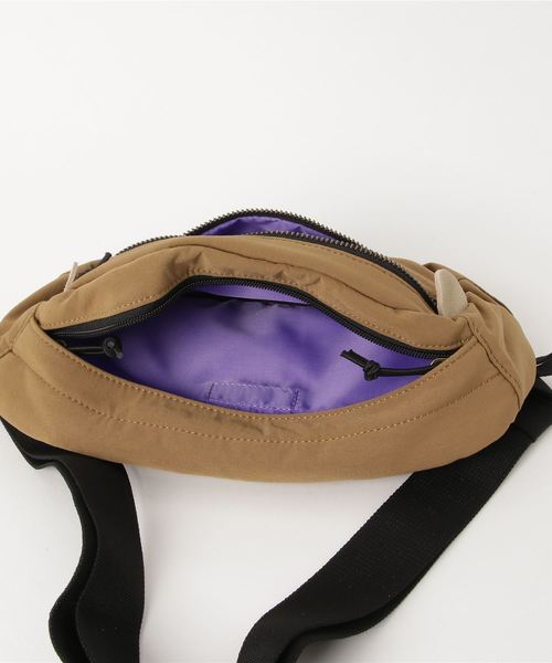 CONVERSE（コンバース）の「【CONVERSE】コンバース NSP ウエストポーチ（ボディバッグ/ウエストポーチ・レディース・ブラック/ベージュ/ブラウン・FREE）」の6枚目の写真