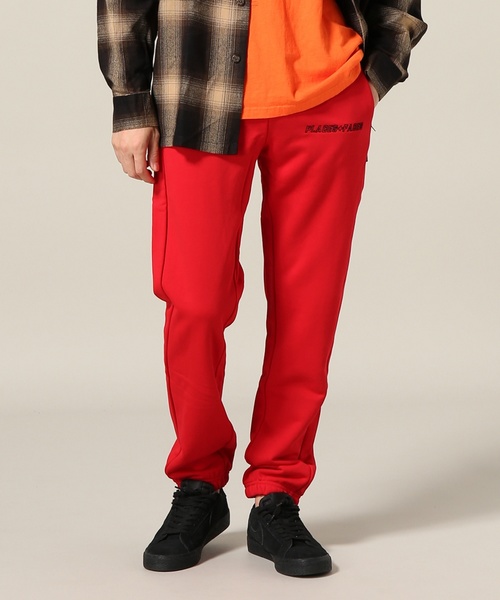 PLACES+FACES(プレイシーズフェイシーズ)の「【PULP】PLACES+FACES SWEAT PANTS(その他パンツ・メンズ・ブラック/レッド/オレンジ系その他・SMALL/MEDIUM/LARGE/X-LARGE)」の1枚目の写真