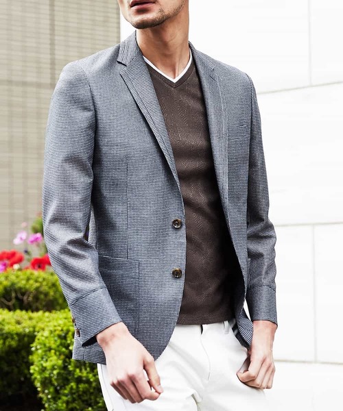 MICHEL KLEIN HOMME (ミッシェルクランオム)の「ジャケット(カラミハウンドツース)(テーラードジャケット・メンズ・ネイビー/グレー・46/48/51)」の2枚目の写真