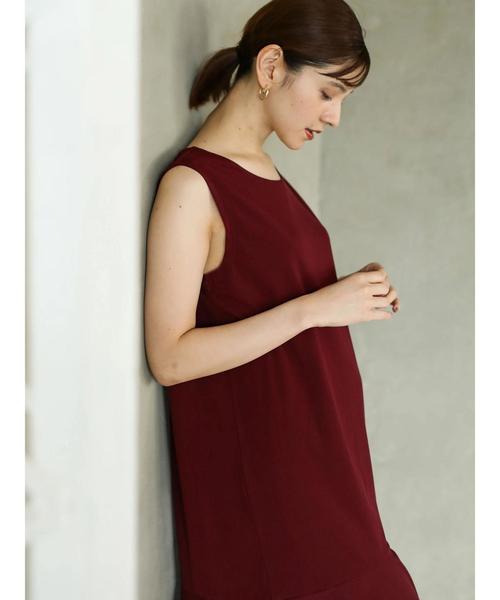 YECCA VECCA（イェッカヴェッカ）の「ノースリーブ裾フレアワンピース ●（ワンピース・レディース・ブラック/カーキ/ボルドー・FREE）」の9枚目の写真