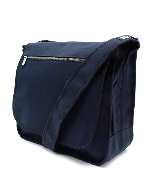 marimekko(マリメッコ)の「marimekko / olkalaukkuショルダーバッグ(ショルダーバッグ・レディース・ブラック/ブラウン/レッド/オリーブ/ネイビー・ONE SIZE)」の14枚目の写真