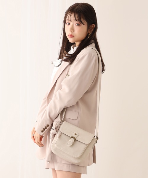 one after another NICE CLAUP（ワンアフターアナザーナイスクラップ）の「スカーフ付きショルダーバッグ（ショルダーバッグ・レディース・ベージュ/ブラウン/アイボリー・FREE）」の2枚目の写真