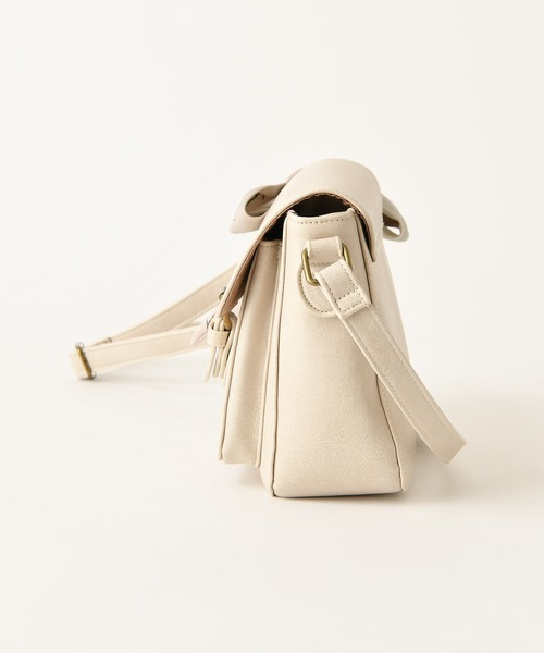 one after another NICE CLAUP（ワンアフターアナザーナイスクラップ）の「スカーフ付きショルダーバッグ（ショルダーバッグ・レディース・ベージュ/ブラウン/アイボリー・FREE）」の9枚目の写真