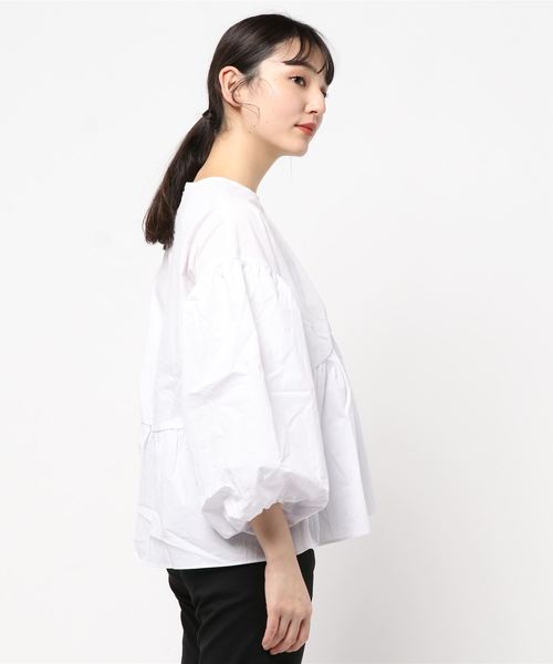 miniyu(ミニュウ)の「ボリュームスリーブ・プルオーバー(シャツ/ブラウス・レディース・ホワイト/ブラック/ベージュ・FREE)」の5枚目の写真