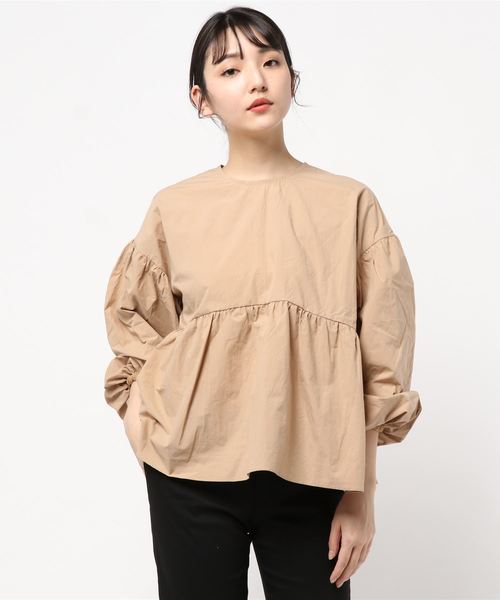 miniyu(ミニュウ)の「ボリュームスリーブ・プルオーバー(シャツ/ブラウス・レディース・ホワイト/ブラック/ベージュ・FREE)」の6枚目の写真