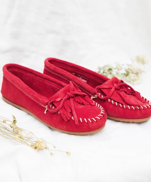 Minnetonka(ミネトンカ)の「MINNETONKA / ミネトンカ KILTY SUEDE MOC キルティー スエード モカシン(モカシン/デッキシューズ・レディース・ホワイト/ネイビー/ブルー/ブラウン系その他/ブラック/グレー/ブラウン/レッド・24.0cm/25.0cm/24.5cm/23.0cm/23.5cm)」の8枚目の写真