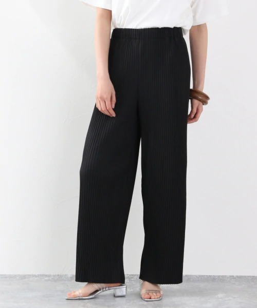 LOWRYS FARM（ローリーズファーム）の「ｓｅｌｆｃｕｔプリーツパンツ　884525（その他パンツ・レディース・レッド/ブルー/アイボリー/ブラック/グリーン/キャメル・FREE）」の3枚目の写真