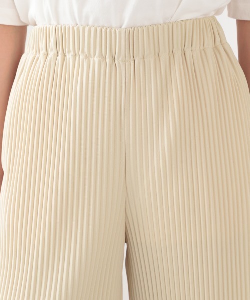 LOWRYS FARM（ローリーズファーム）の「ｓｅｌｆｃｕｔプリーツパンツ　884525（その他パンツ・レディース・レッド/ブルー/アイボリー/ブラック/グリーン/キャメル・FREE）」の14枚目の写真