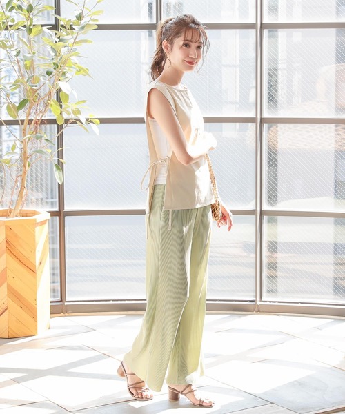 KOBE LETTUCE(コウベレタス)の「ナローストラップサンダル(サンダル・レディース・ホワイト/ブラック/ライム/シルバー/グレイッシュベージュ/オレンジ・LL/S/M/L)」の14枚目の写真