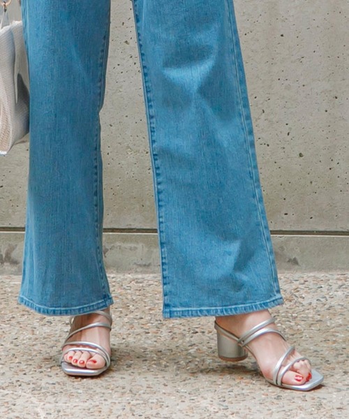 KOBE LETTUCE(コウベレタス)の「ナローストラップサンダル(サンダル・レディース・ホワイト/ブラック/ライム/シルバー/グレイッシュベージュ/オレンジ・LL/S/M/L)」の17枚目の写真