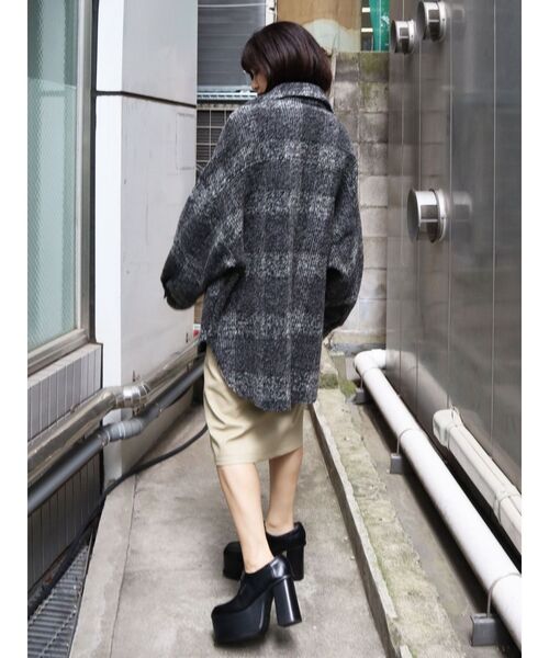 EMODA（エモダ）の「スライバーバルキーブルゾン（ブルゾン・レディース・ブラック/その他/その他1・FREE）」の6枚目の写真