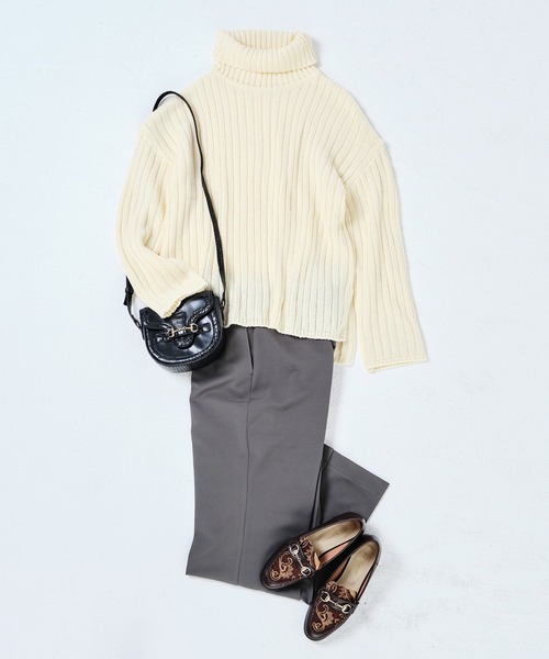 CONSCIOUS DAY(コンシャスデイ)の「サイドスリットセンタープレスパンツ(その他パンツ・レディース・ブラウン/グリーン/ネイビー/ブラック・フリ-)」の15枚目の写真