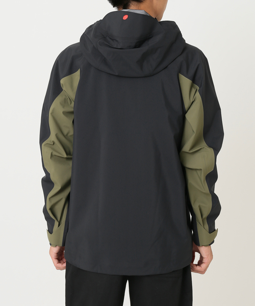 Tilak(ティラック)の「【TILAK×JS / ティラック】別注 STORM JACKET(マウンテンパーカー・メンズ・ブラック/カーキ・SMALL/MEDIUM/LARGE)」の13枚目の写真