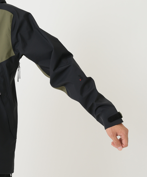 Tilak(ティラック)の「【TILAK×JS / ティラック】別注 STORM JACKET(マウンテンパーカー・メンズ・ブラック/カーキ・SMALL/MEDIUM/LARGE)」の11枚目の写真