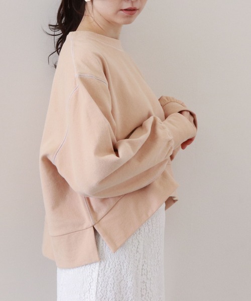 archives（アルシーヴ）の「ショート丈裏毛プルオーバー（スウェット・レディース・オフホワイト/オレンジ/グリーン/グレイッシュベージュ・MEDIUM）」の4枚目の写真