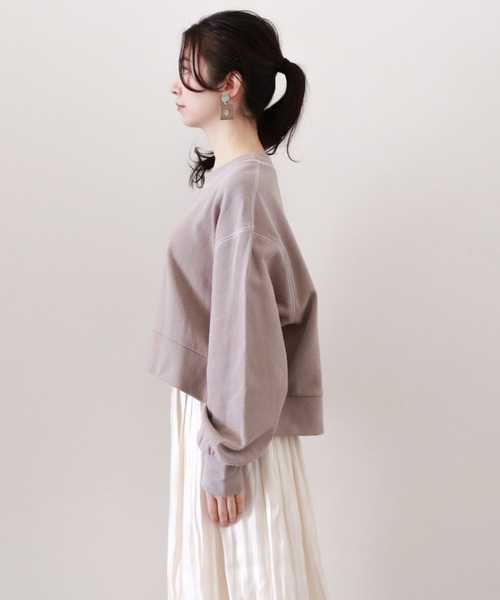 archives（アルシーヴ）の「ショート丈裏毛プルオーバー（スウェット・レディース・オフホワイト/オレンジ/グリーン/グレイッシュベージュ・MEDIUM）」の16枚目の写真