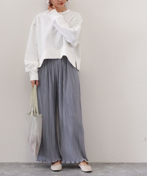 archives（アルシーヴ）の「ショート丈裏毛プルオーバー（スウェット・レディース・オフホワイト/オレンジ/グリーン/グレイッシュベージュ・MEDIUM）」の8枚目の写真