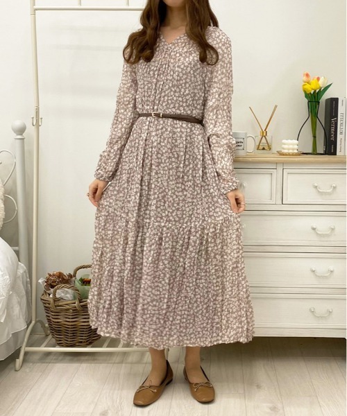 apres jour（アプレジュール）の「花柄ティアードワンピ【ZOZOTOWN限定アイテム】（ワンピース・レディース・ブラック/モカ/ミント/サックスブルー/ラベンダー/アイボリー・フリー/X-LARGE）」の3枚目の写真