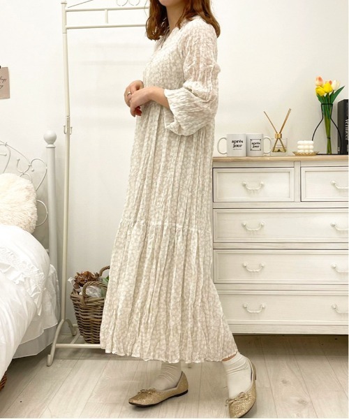 apres jour（アプレジュール）の「花柄ティアードワンピ【ZOZOTOWN限定アイテム】（ワンピース・レディース・ブラック/モカ/ミント/サックスブルー/ラベンダー/アイボリー・フリー/X-LARGE）」の10枚目の写真