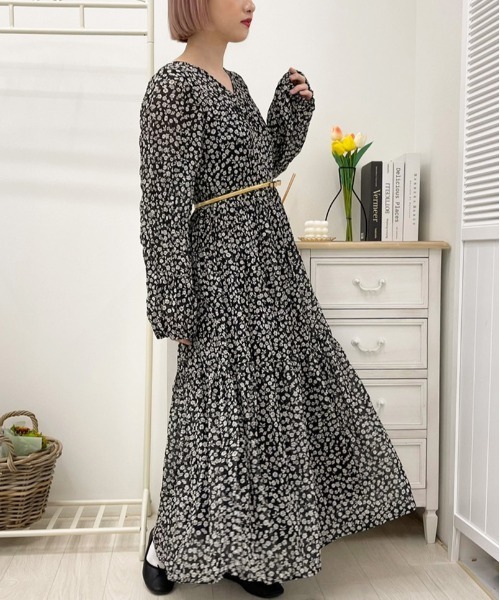 apres jour（アプレジュール）の「花柄ティアードワンピ【ZOZOTOWN限定アイテム】（ワンピース・レディース・ブラック/モカ/ミント/サックスブルー/ラベンダー/アイボリー・フリー/X-LARGE）」の18枚目の写真