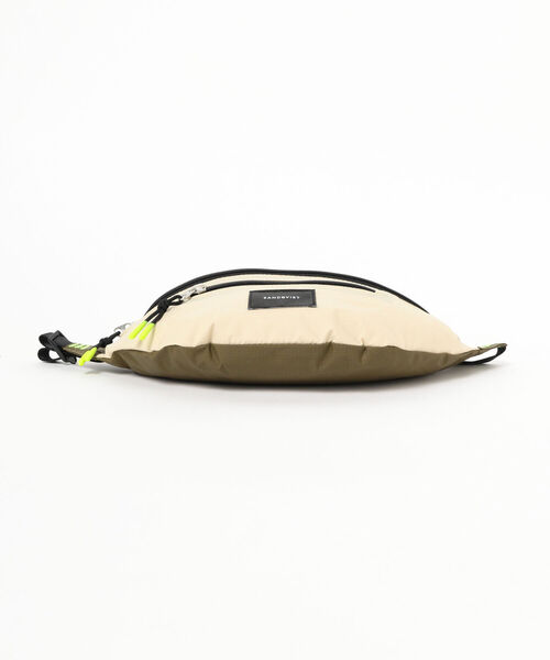 B:MING by BEAMS（ビーミングバイビームス）の「SANDQVIST / ウエストポーチ（ボディバッグ/ウエストポーチ・レディース・ネイビー/ホワイト系その他7・ONE SIZE）」の3枚目の写真