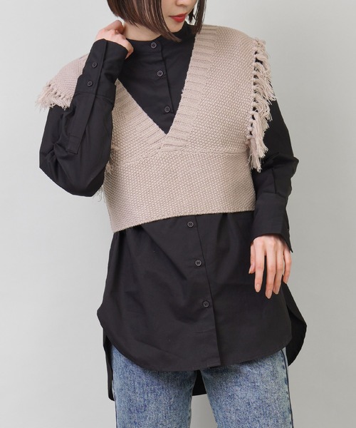 SPINNS（スピンズ）の「フリンジデザインニットビスチェ（ベスト・レディース・アイボリー/グリーン系その他/スミクロ/グレイッシュベージュ/ライトブルーグレー・ONESIZE）」の14枚目の写真