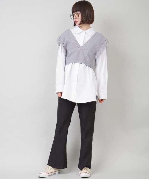 SPINNS（スピンズ）の「フリンジデザインニットビスチェ（ベスト・レディース・アイボリー/グリーン系その他/スミクロ/グレイッシュベージュ/ライトブルーグレー・ONESIZE）」の11枚目の写真