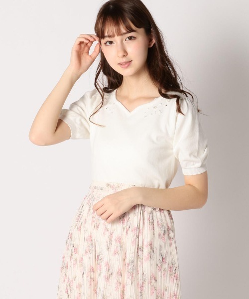 LODISPOTTO（ロディスポット）の「フルールビジューニット（ニット/セーター・レディース・ブラック/ホワイト/ピンク・MEDIUM）」の2枚目の写真