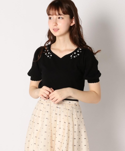 LODISPOTTO（ロディスポット）の「フルールビジューニット（ニット/セーター・レディース・ブラック/ホワイト/ピンク・MEDIUM）」の3枚目の写真