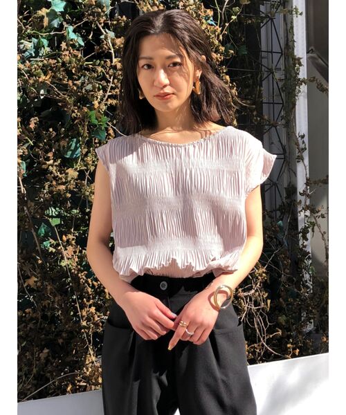 EMODA(エモダ)の「シャーリングロングトップ(Tシャツ/カットソー・レディース・ホワイト/グレー/ブラック/ミント・FREE)」の5枚目の写真