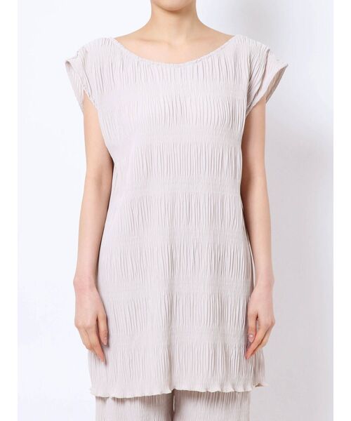 EMODA(エモダ)の「シャーリングロングトップ(Tシャツ/カットソー・レディース・ホワイト/グレー/ブラック/ミント・FREE)」の16枚目の写真