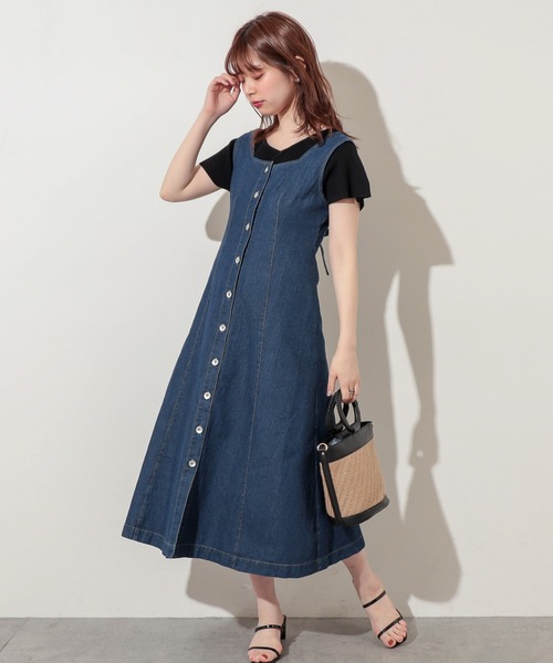 natural couture（ナチュラルクチュール）の「【WEB限定】バックリボンフロント釦フレアワンピース（ワンピース・レディース・オフホワイト/ブルー・FREE）」の2枚目の写真