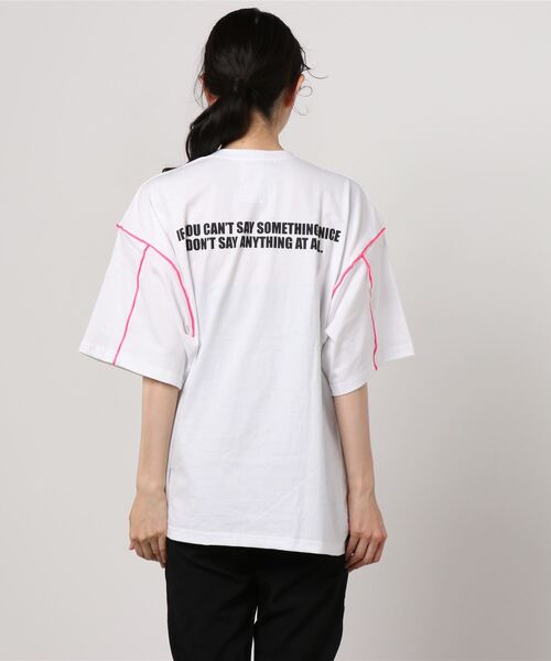 Figments（フィグメンツ）の「カラーパイピングプリントTシャツ（Tシャツ/カットソー・レディース・ブラック/ホワイト・FREE）」の3枚目の写真