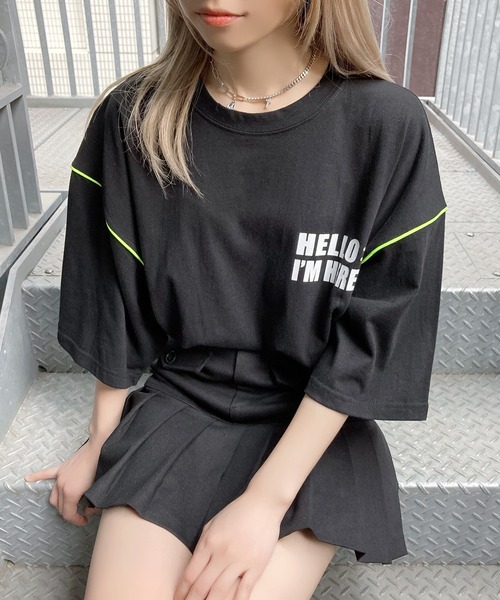 Figments（フィグメンツ）の「カラーパイピングプリントTシャツ（Tシャツ/カットソー・レディース・ブラック/ホワイト・FREE）」の2枚目の写真