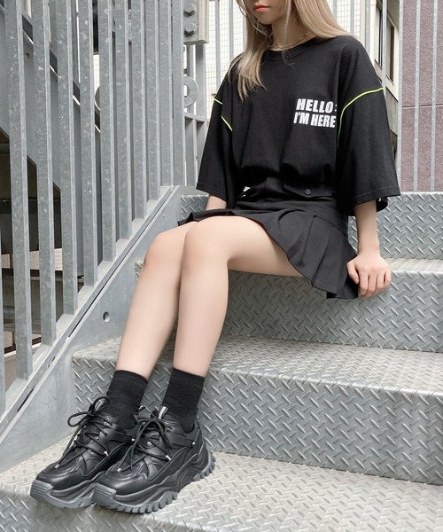 Figments（フィグメンツ）の「カラーパイピングプリントTシャツ（Tシャツ/カットソー・レディース・ブラック/ホワイト・FREE）」の20枚目の写真