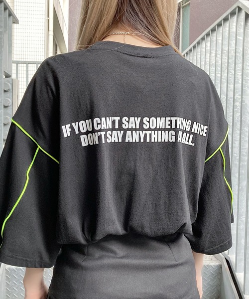 Figments（フィグメンツ）の「カラーパイピングプリントTシャツ（Tシャツ/カットソー・レディース・ブラック/ホワイト・FREE）」の21枚目の写真