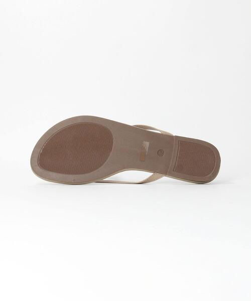 BEAUTY&YOUTH UNITED ARROWS（ビューティーアンドユースユナイテッドアローズ）の「BY フェイクレザートングサンダル ◆（サンダル・レディース・ブラック/シルバー/クリーム/モカ/ゴールド・38/35/36/37）」の11枚目の写真