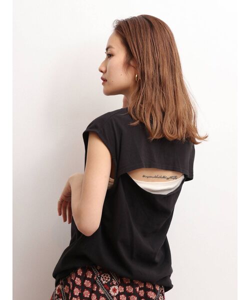 Ungrid(アングリッド)の「バックオープンデザインタンクトップ(タンクトップ・レディース・ブラック/ブラウン/オフホワイト・FREE)」の18枚目の写真