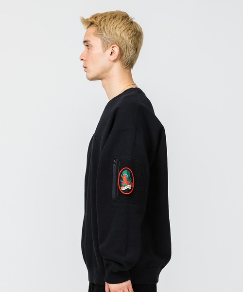 XLARGE（エクストララージ）の「MILITARY CREW NECK SWEAT（スウェット・メンズ・オリーブ/グレー/ブラック・L/S/M/XL）」の4枚目の写真