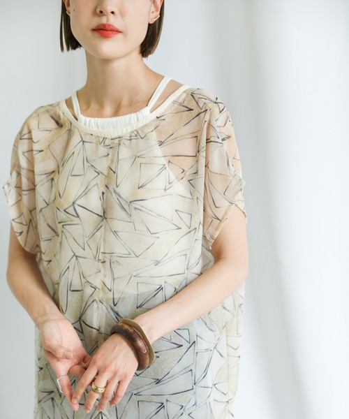 select MOCA（セレクトモカ）の「2021 SS 2WAYトライアングル柄シアーロングジレ（ベスト・レディース・ライトグレー/ライトイエロー・FREE）」の7枚目の写真