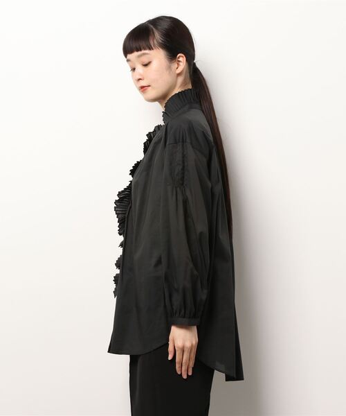 CASA FLINE(カーサフライン)の「フリルプリーツピンタックブラウス(シャツ/ブラウス・レディース・ホワイト/ブラック/ネイビー・FREE)」の13枚目の写真